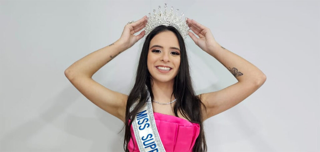 Amanda Pasinato é a Miss Supranational Joaçaba 2024/Foto: Maythe Novak-TV Bom Dia SC