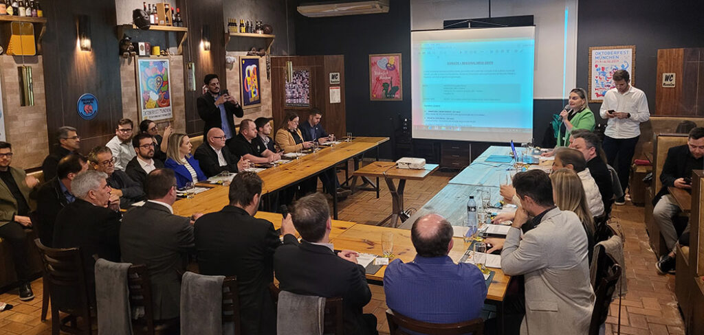 ACIOC sedia a plenária da Facisc e discute o Voz Única