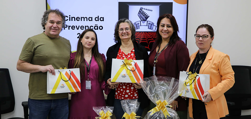 Escolha dos vencedores do Concurso de redação do projeto Cinema da Prevenção ocorreu na última semana/Foto: Caroline Lorenzetti/MB Comunicação