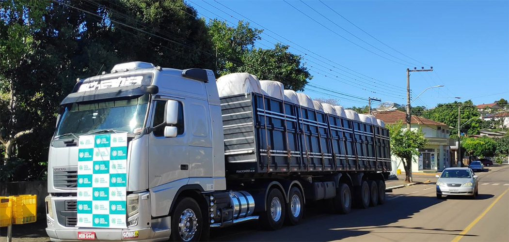 Carreta saiu do extremo-oeste na última semana em direção ao RS/ Foto: Divulgação