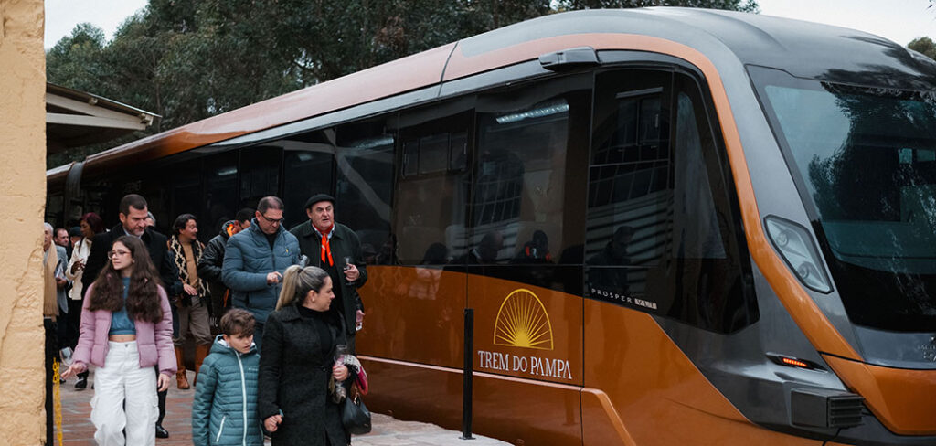 O trajeto de trem inclui degustação de vinhos locais e visita à Vinícola Almadén/Foto:Eduardo Fin