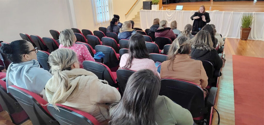 Treze Tílias realiza capacitação da Rede de Atendimento à Escuta Especializada