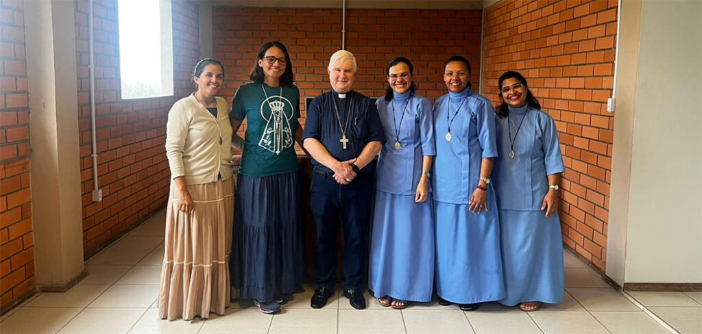 Igreja Católica de Joaçaba acolhe comunidade Servos de Maria do Coração de Jesus