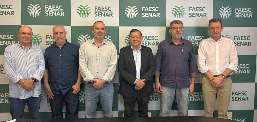 Encontro reuniu representantes do Sistema Faesc/Senar, do Sebrae/SC, da Câmara Setorial da Ovinocaprinocultura e da ABCOL/Foto: Silvania Cuochinski/MB Comunicação