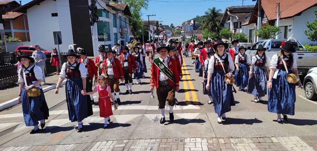 O case inscrito por Treze Tílias, é a história da Banda dos Tiroleses, que em 2024, completa 91 anos de existência, mantendo viva ao longo de mais de nove décadas, a música típica do Tirol/Foto: Evandro Novak-Secom Treze Tílias 