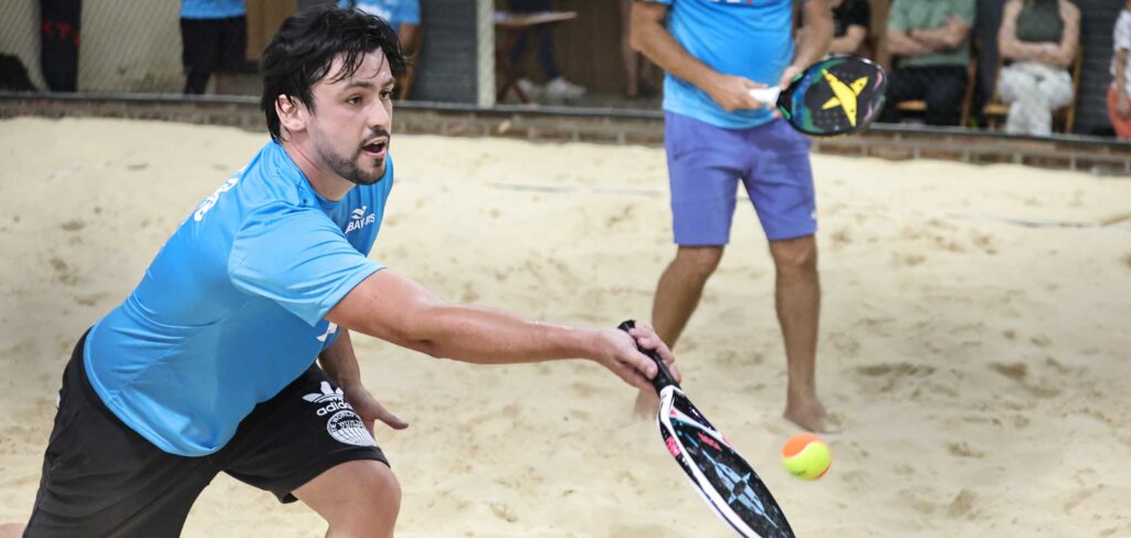 Mais de 100 atletas disputam 1º torneio de Beach Tennis do Festuris em Gramado