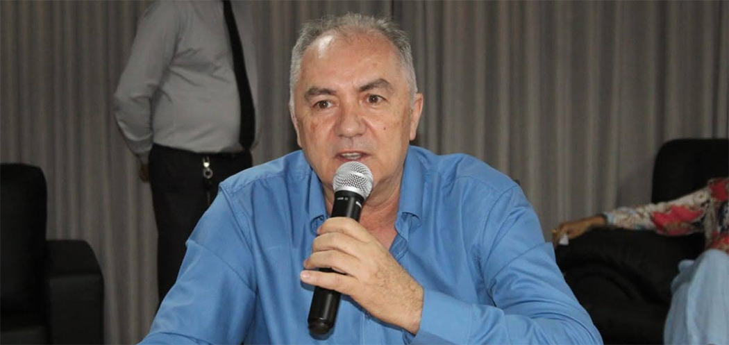 Diretor da TV Bom Dia SC está de aniversário