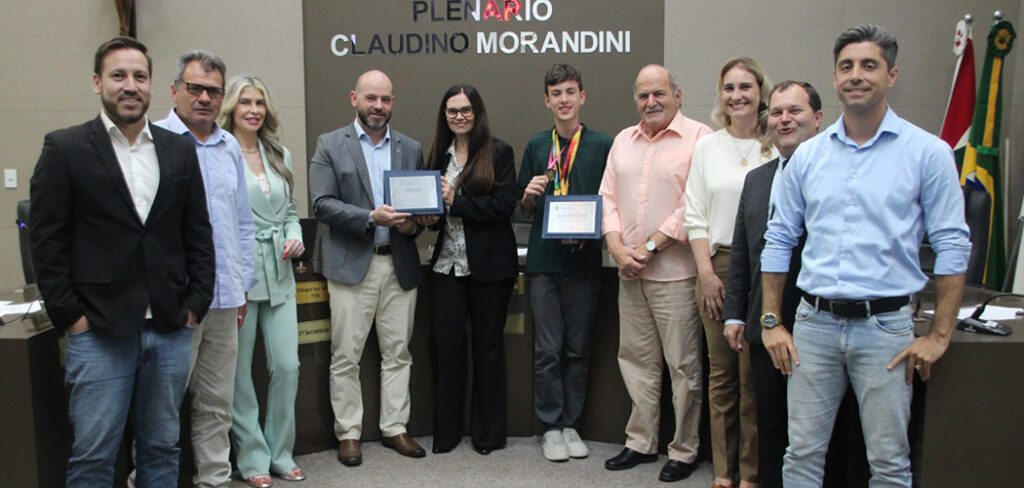 Curso de Direito da Unoesc de Joaçaba recebe Moção de Aplauso na Câmara de Vereadores