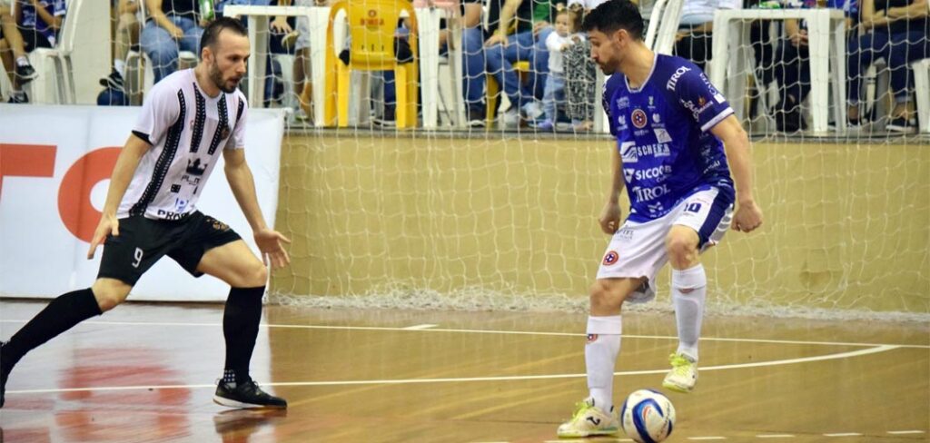 Joaçaba Futsal vence o Florianópolis e se classifica à semifinal da Série Ouro