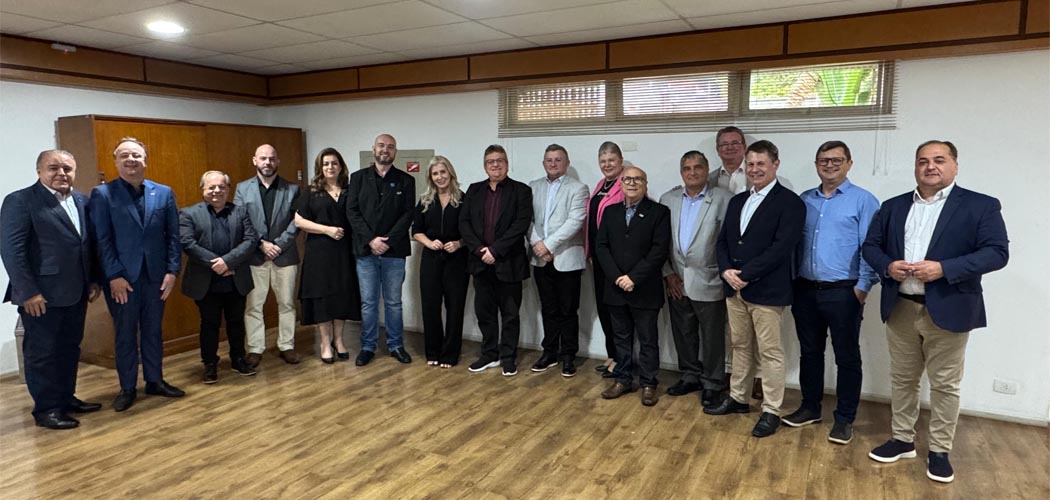 Representantes da Unoesc participam de Assembleia e Reunião das Câmaras da Acafe
