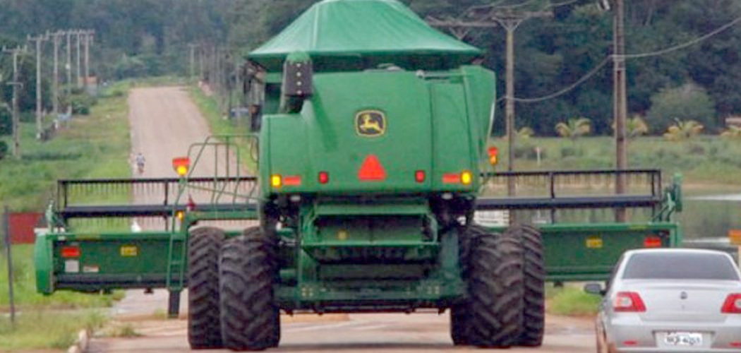FAESC satisfeita com norma que regulamenta trânsito de máquinas agrícolas em rodovias