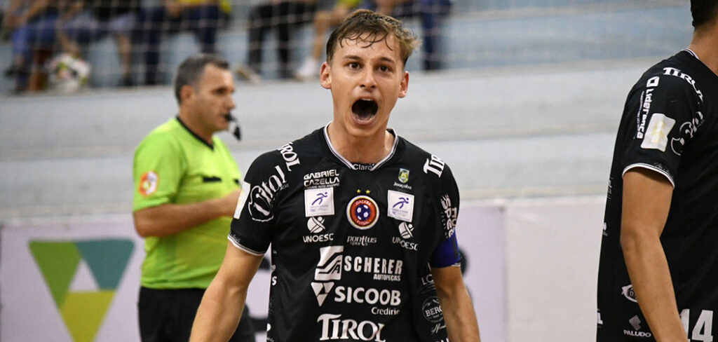 Sub-20 do Joaçaba Futsal vence o Correia Pinto no 1º jogo da final da Liga Catarinense Adulta