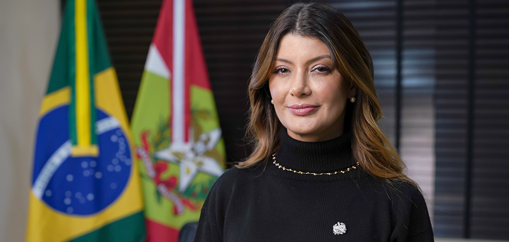 Catiane Seif permanece no cargo e reforça o compromisso com o turismo catarinense