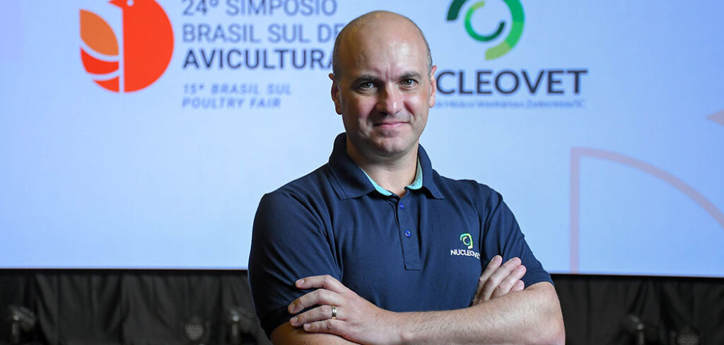 O presidente do Nucleovet, Tiago José Mores, sublinha que o SBSA fortalece as bases para um desenvolvimento sustentável e cooperativo da avicultura em toda a América Latina/Foto: Arquivo/UQ Eventos