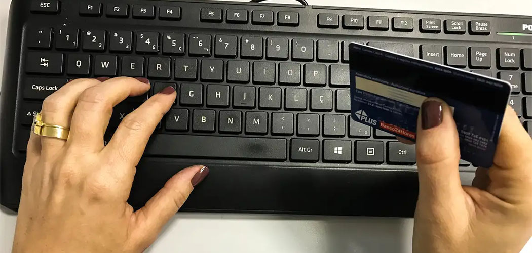 Receita Federal irá monitorar dados de cartão de crédito e Pix