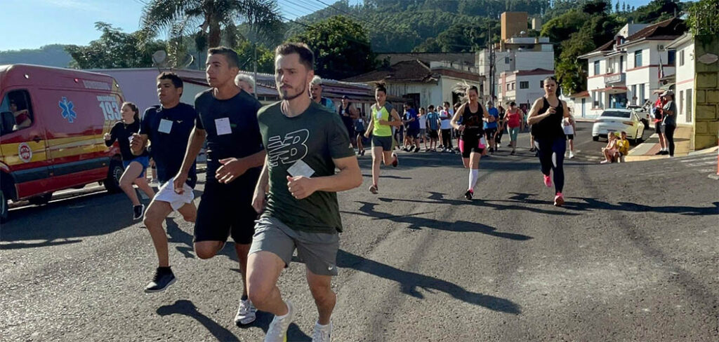 Corrida rústica comemora os 76 anos de Piratuba