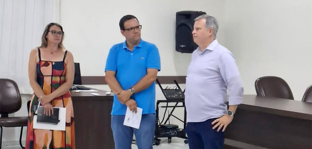Prefeito de Herval d’ Oeste se reúne com o trade turístico do município