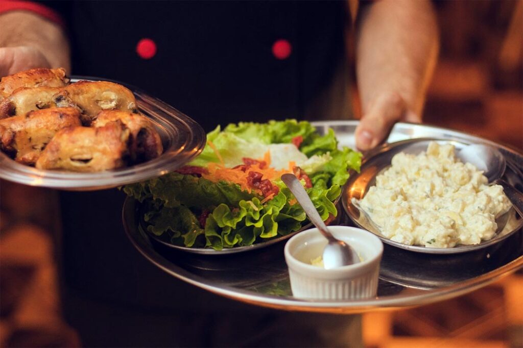 Dois em cada três bares e restaurantes declararam que não tiveram lucro na temporada