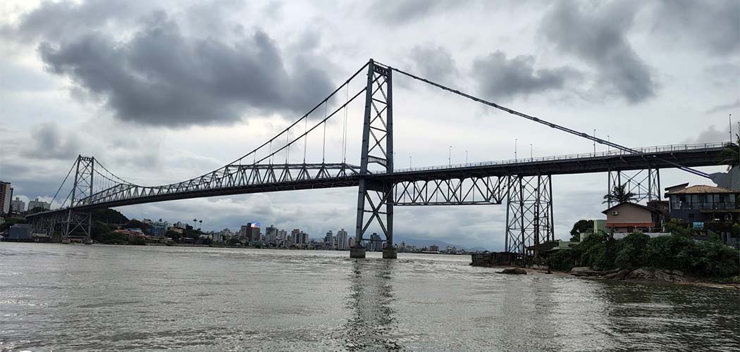 Ponte Hercílio Luz em Florianópolis/ Foto: Maely Silva- Bom Dia SC