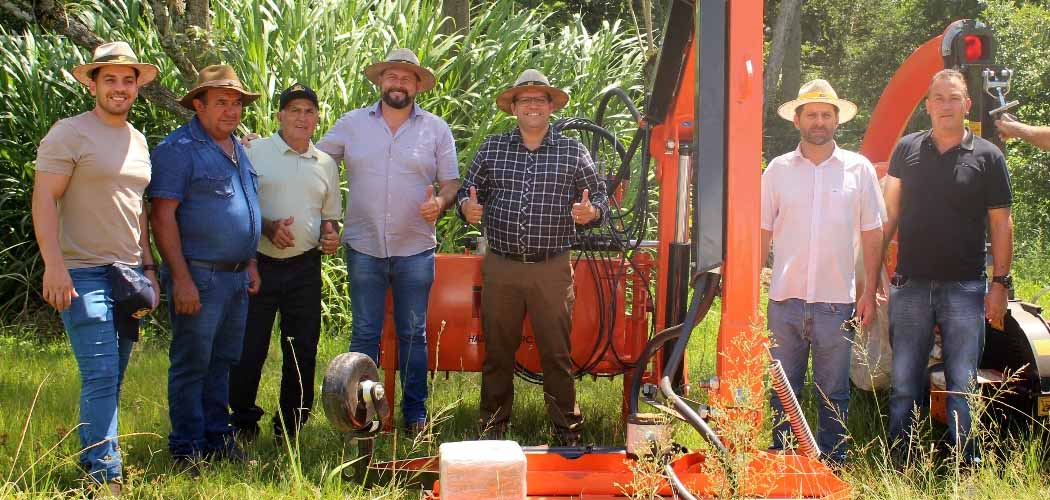 Herval d’ Oeste recebe 5 equipamentos para a agricultura do município