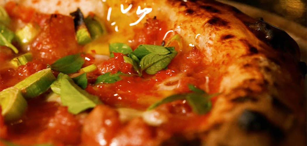 Restaurante Feér de Curitiba traz massas e pizzetas de longa fermentação em seu novo/Foto: Estanis Neto