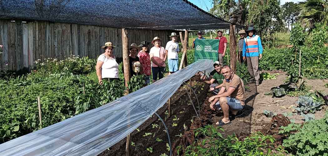 Treinamento de Cultivo Protegido de Hortaliças, realizado na propriedade de Maristel Wiggers, em Bocaina do Sul, com a parceria do Sindicato Rural de Bom Retiro/Foto Divulgação Sistema Faesc/Senar/Sindicato