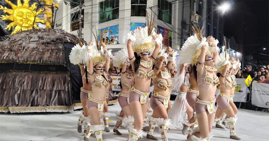 Unidos do Herval fica com o terceiro lugar do Carnaval Joaçaba 2025/ Foto: Maythe Novak - Bom Dia SC