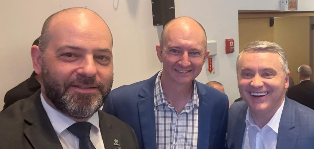 Representantes da Unoesc participam do lançamento do Tratado da Inovação Catarinense