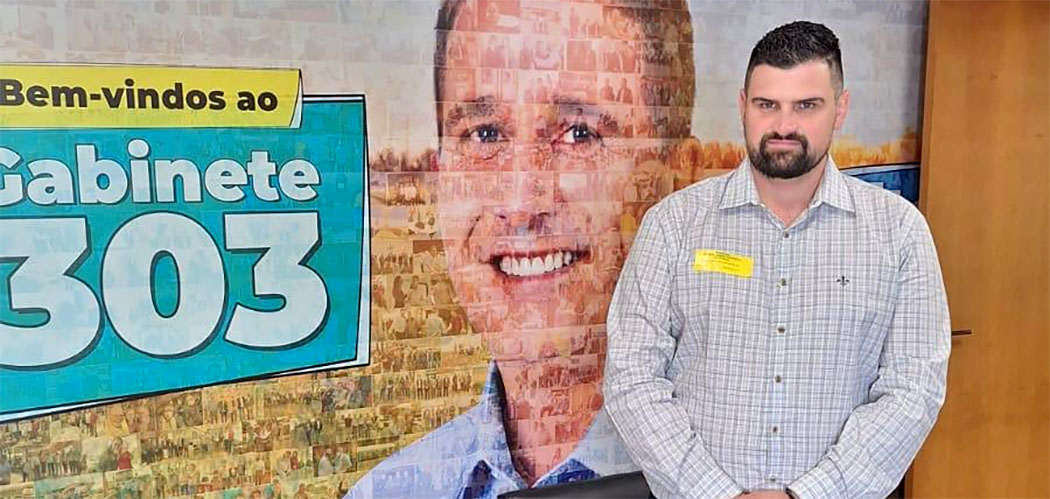 Vereador Angelo Radavelli de Herval d' Oeste busca recursos para o munípio em visita a ALESC