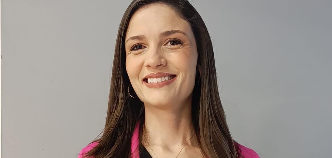 Fernanda Ribeiro repórter do Telejornal Canção Nova