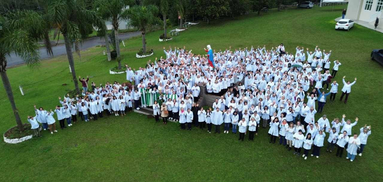 Diocese de Joaçaba promove Jubileu dos Ministros com representações das 27 Paróquias