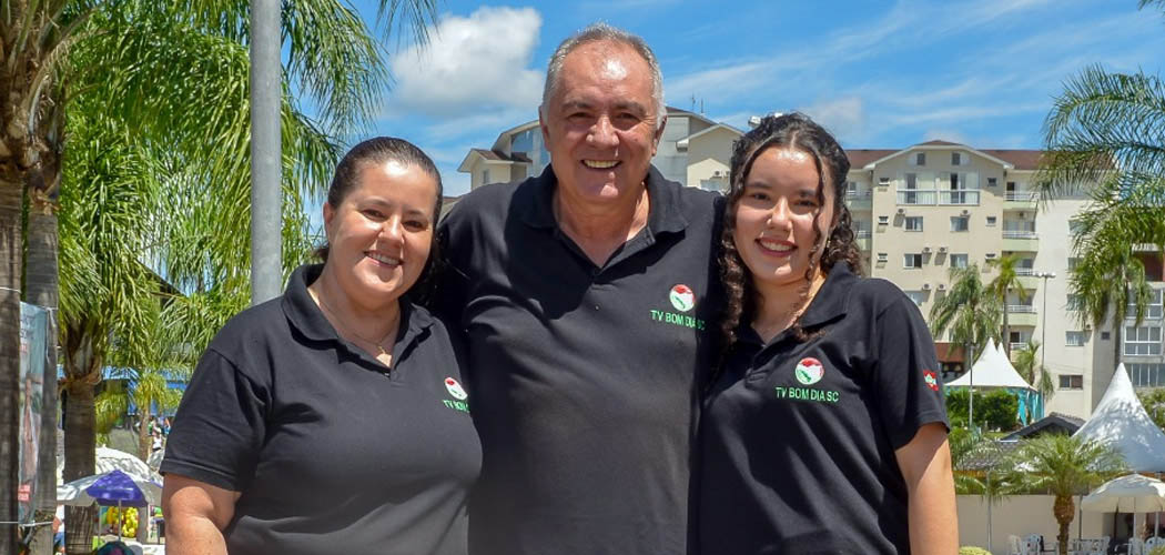 Equipe do Bom Dia SC e TV Bom Dia SC