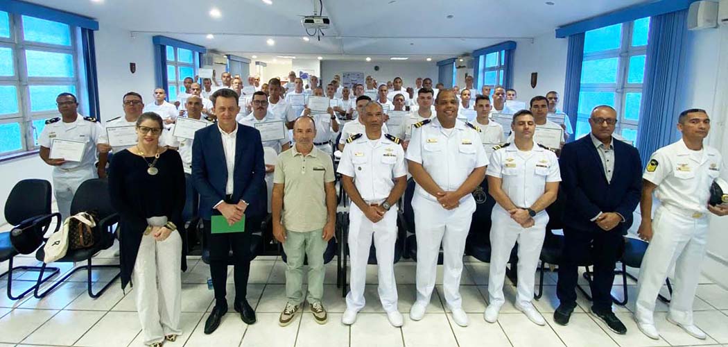 A cerimônia contou com a presença de autoridades que atuam diretamente na execução e apoio à iniciativa