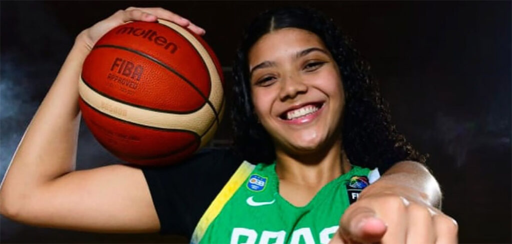 Catarinense disputa Mundial Sub-19 de Basquete na Chéquia