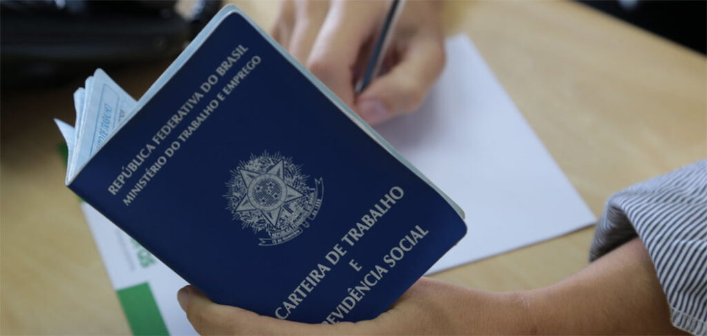 Os setores do comércio e dos serviços foram responsáveis por quase metade dos empregos formais gerados em Santa Catarina/Foto: Internet