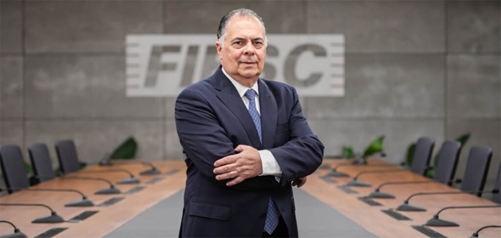 Presidente da FIESC - Gilberto Seleme -