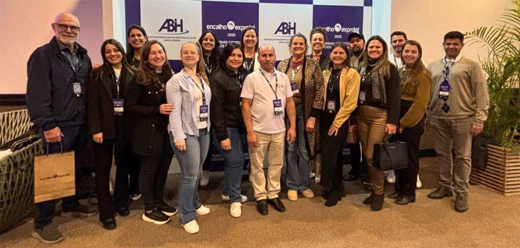 A Rota da Amizade Convention & Visitors Bureau e a Instância de Governança Vale dos Imigrantes marcou presença na 36ª edição do Encatho & Exprotel