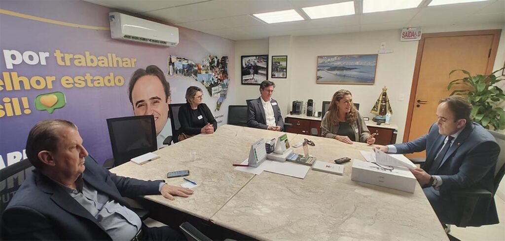 ABIH-SC visita a Comissão de Turismo da ALESC