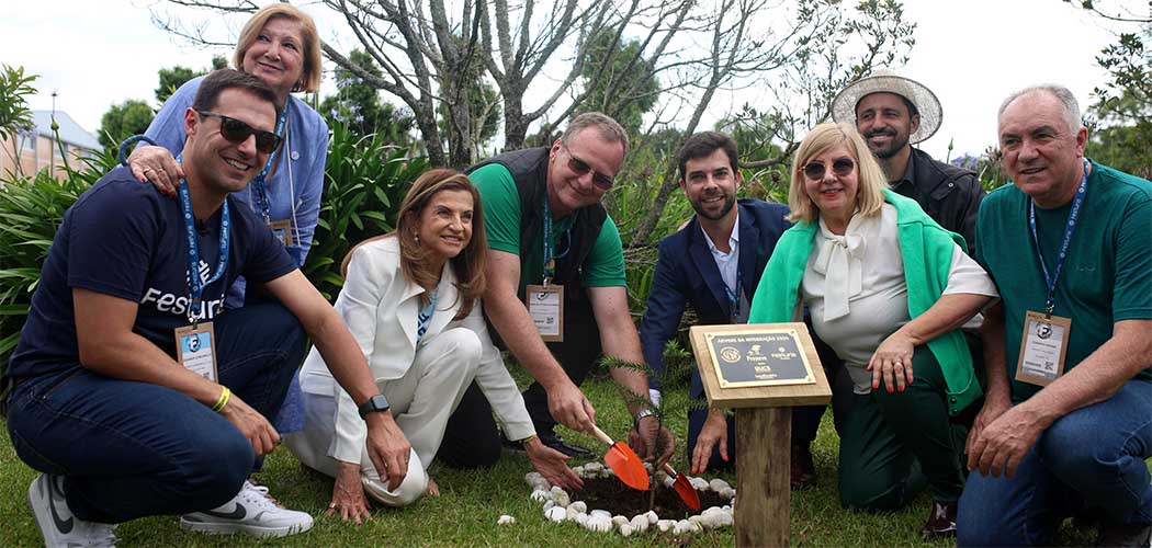 Festuris homenageia Costa Rica