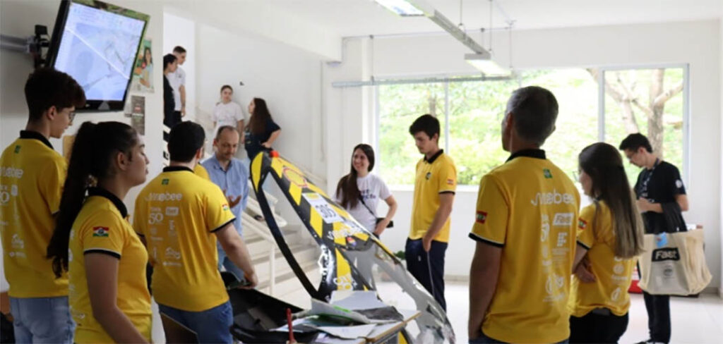 Últimos dias para se inscrever nos cursos técnicos integrados do IFC Luzerna