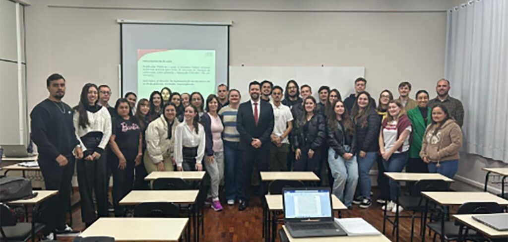 Promotor de Justiça palestra no Unoesc Joaçaba