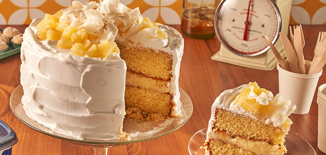 Bolo de abacaxi com coco