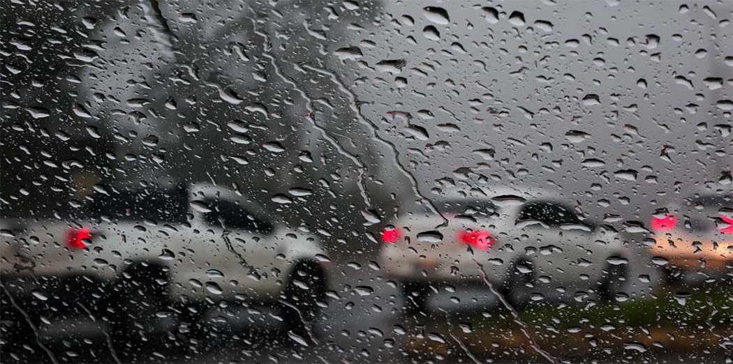 Forte frente fria traz risco de temporais em SC no fim de semana