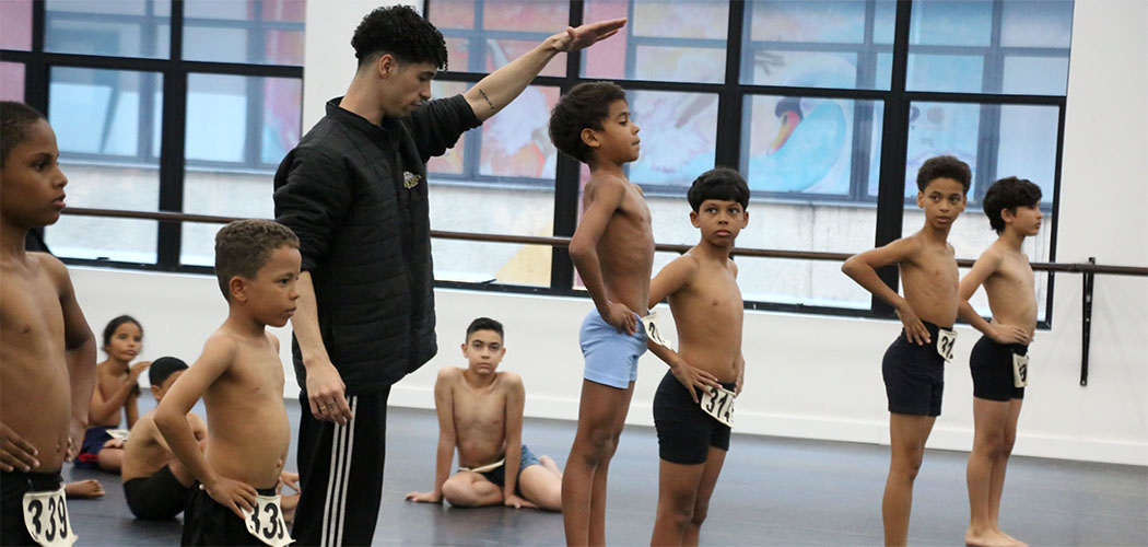 Escola Bolshoi seleção de meninos - Bom Dia SC