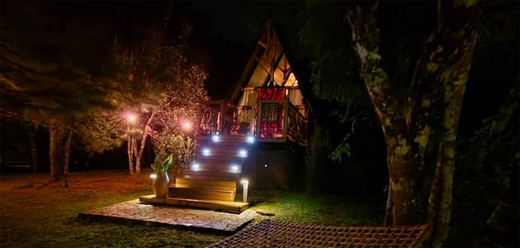 Estância Casa de Madeira