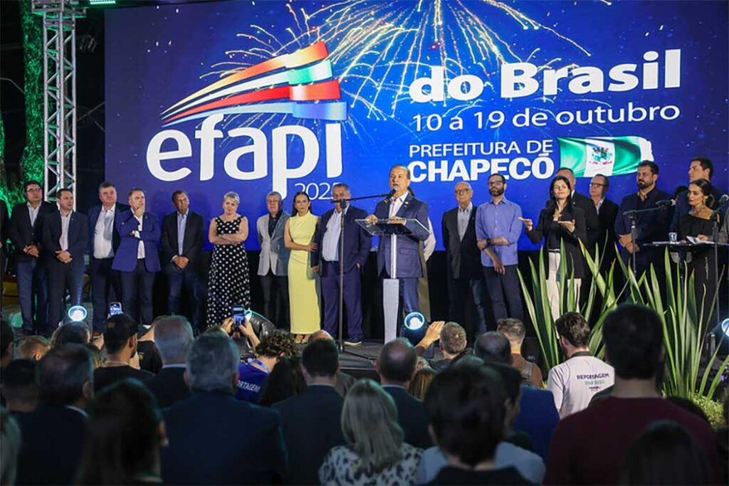 Governador de SC anuncia nova escola estadual em Chapecó