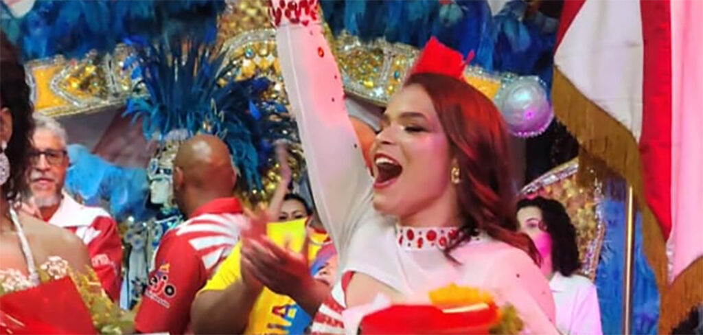 Monia Maria Vieira da Silva – Rainha da Escola Acadêmicos do Grande Vale
