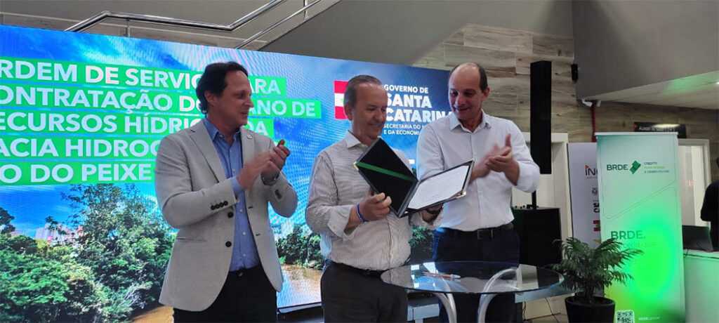 Jorginho Mello inaugura Agência do BRDE em Joaçaba