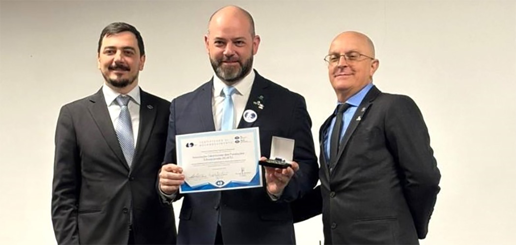 Reitor Unoesc homenagem medalha 60 anos da Administração