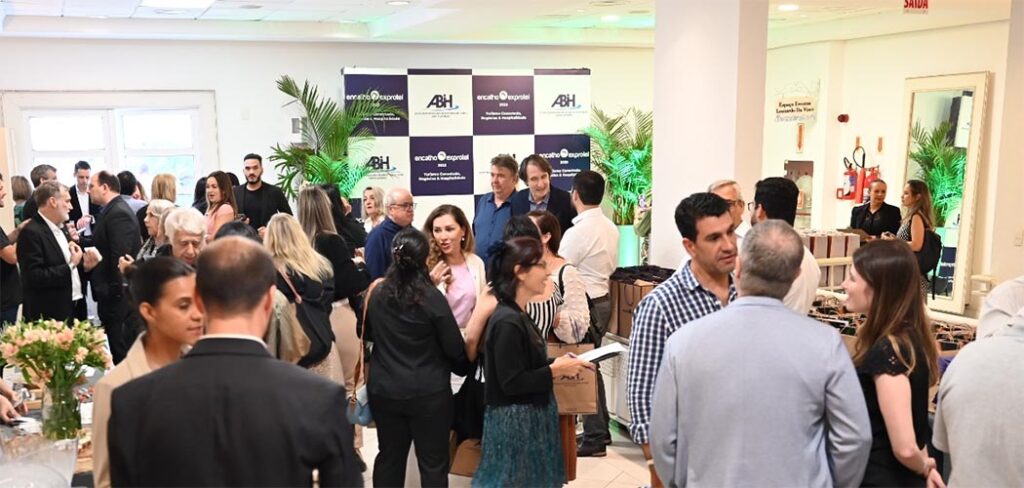 ABIH-SC celebra 60 anos com homenagens e programação especial
